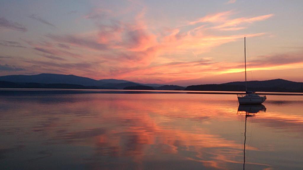 Apartmany U Lipno フリンブルク エクステリア 写真